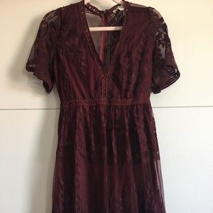 Beautiful Burgundy Lace Dress! Size small